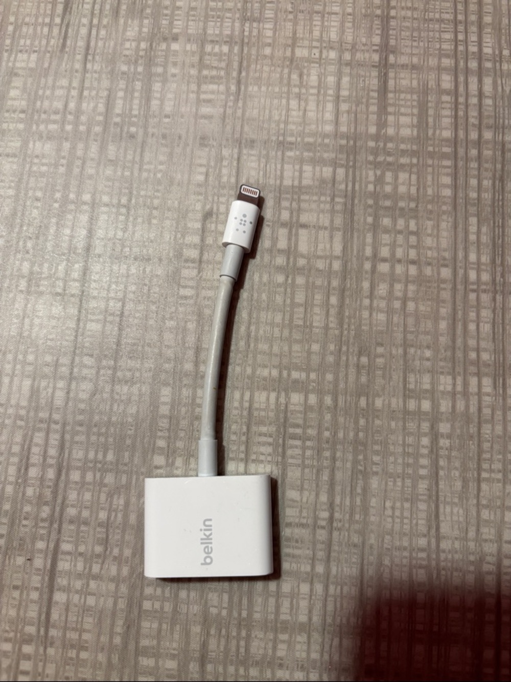 belkin Lightning Adapter - White